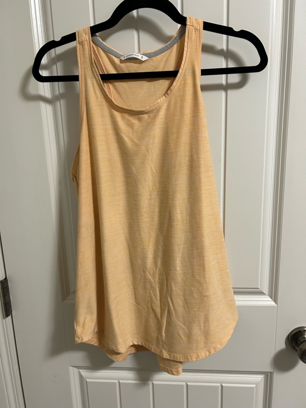 Women’s Peach Scoop Neck flowy Tank Top -